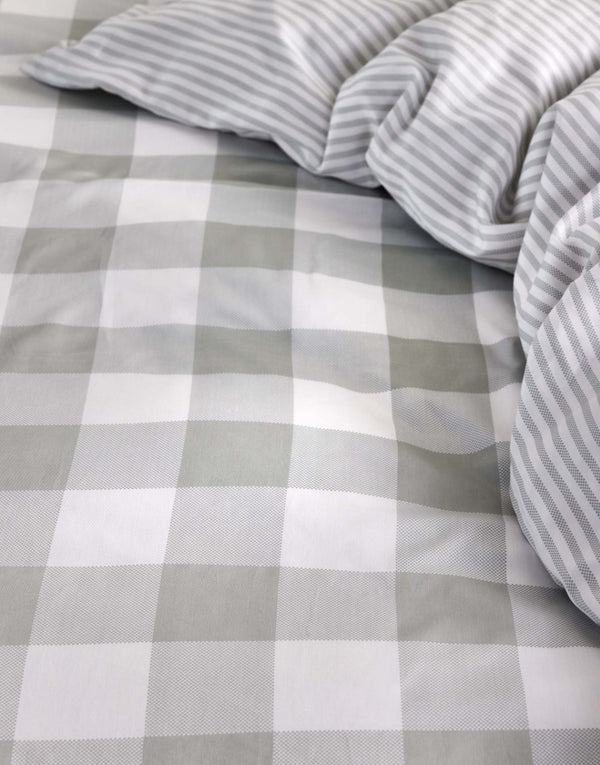 Dekbedovertrek Essenza Chess Dusty Green detail binnenzijde