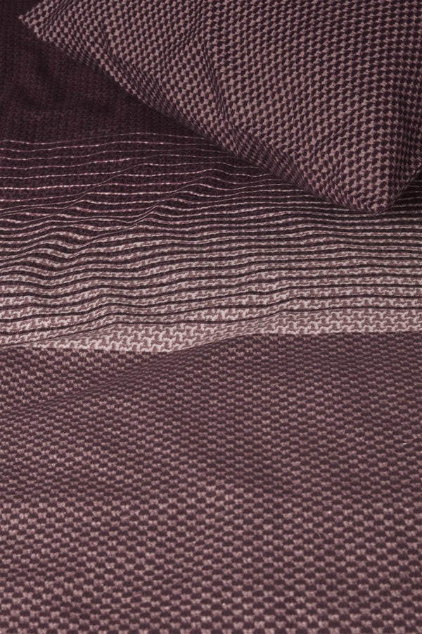 Dekbedovertrek Beddinghouse Demi Dark Red detail