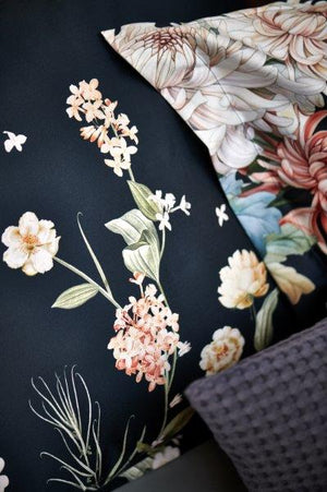 Detail Dekbedovertrek Vandyck Floral Bliss Blue Ink