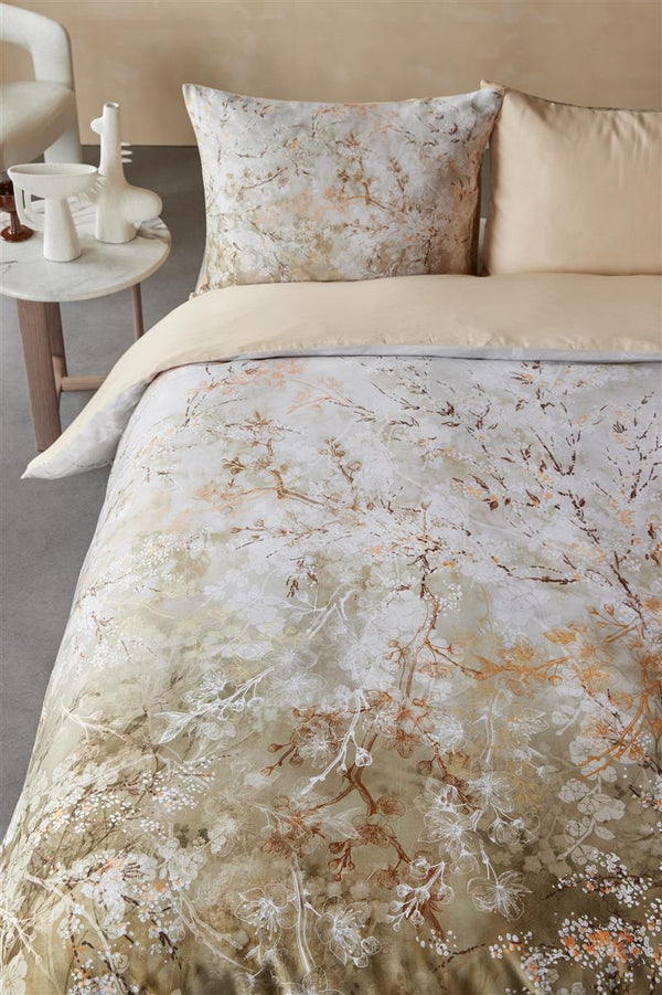 Detail Dekbedovertrek Kardol Floresence Gold