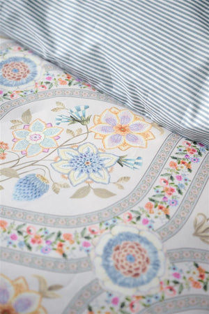 Dekbedovertrek Pip Studio Ornamento Ramo White close up