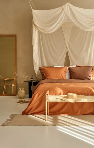 Dekbedovertrek Livello Uni Satijn Caramel sfeer