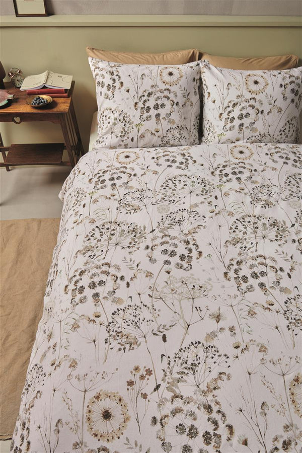 Dekbedovertrek Ariadne At Home Windy Off White voor aanzicht