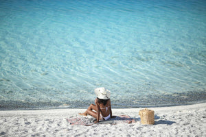 Hamamdoek Zusenzomer Reza Grey op strand