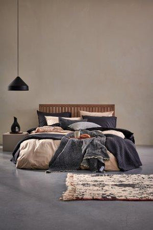 Dekbedovertrek Vandyck Washed Cotton Off Black sfeer